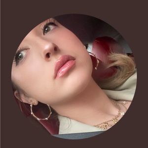 Meet your Posher, Madeline